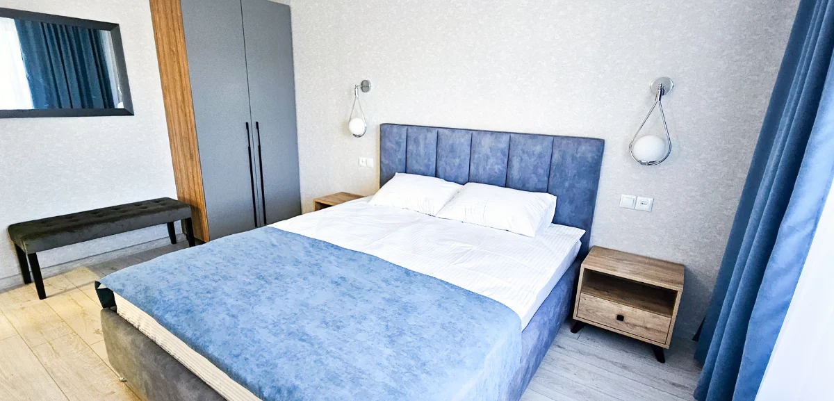 Two-Bedroom Apartment with Kitchen — image 4