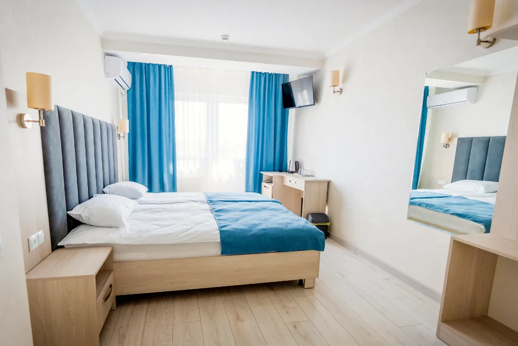 Quadruple Apartment — image 1