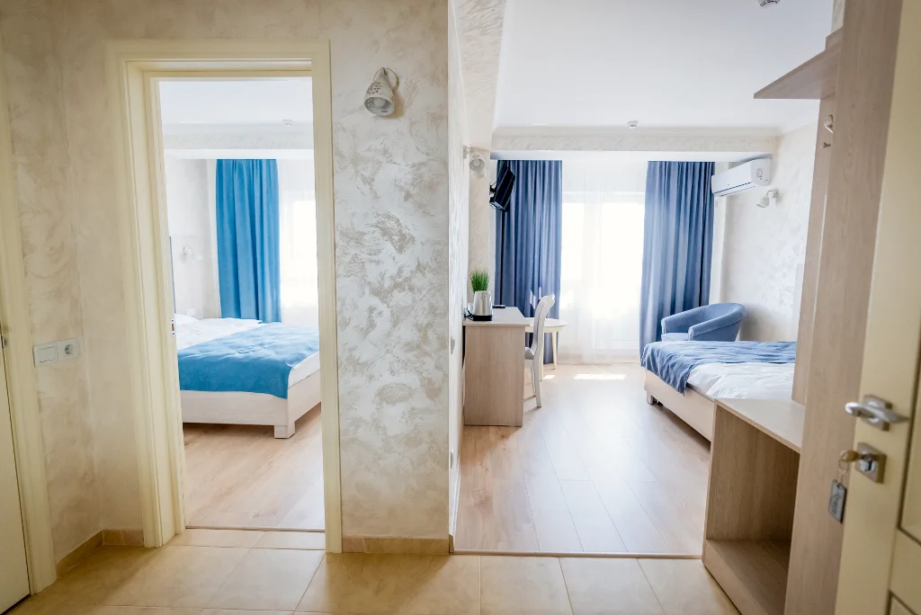 Triple Apartment — image 5